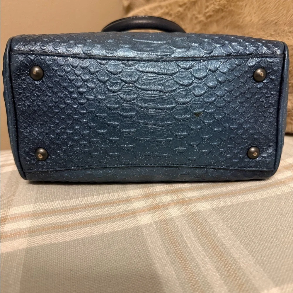 RARE Coach mini bannet Metalic Blue Satchel Bag - Picture 3 of 8